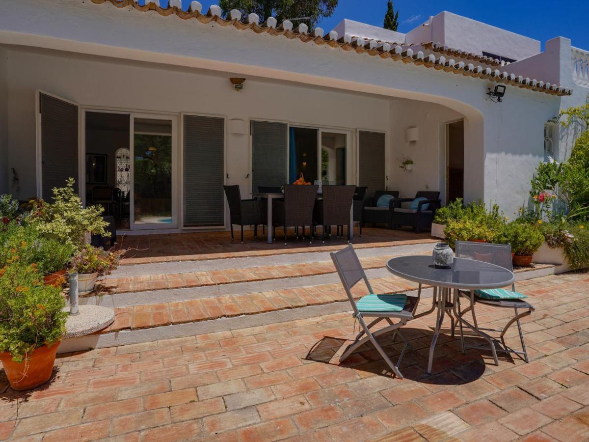 Roofed Villa In Albufeira With Private Swimming Pool Olhos de Agua  Szoba fotó